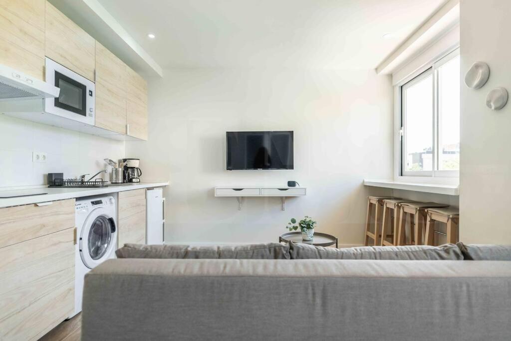 Authentic Minimalistic Studio Near La Union By Rems マラガ エクステリア 写真