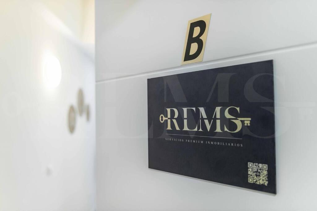 Authentic Minimalistic Studio Near La Union By Rems マラガ エクステリア 写真
